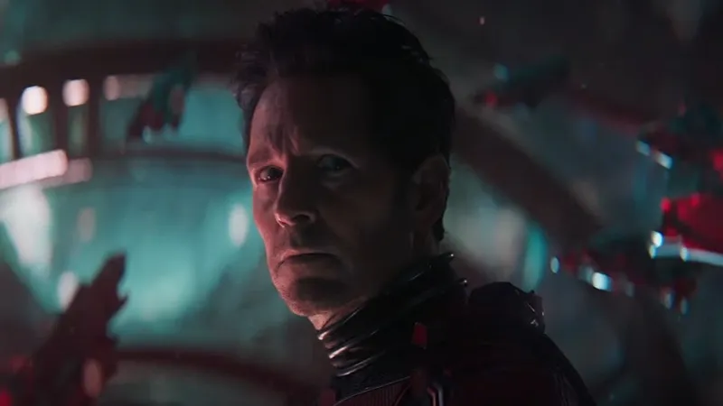 Ant-Man có thể “bay màu”, Scarlet Witch lẽ ra là đối thủ lớn