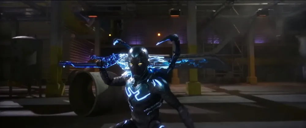 Blue Beetle: Bom tấn siêu anh hùng gia đình hoành tráng của DC