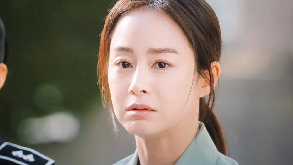 Khu Vườn Dối Trá: Tình mẫu tử cao cả của Kim Tae Hee và mẹ Lim Ji Yeon