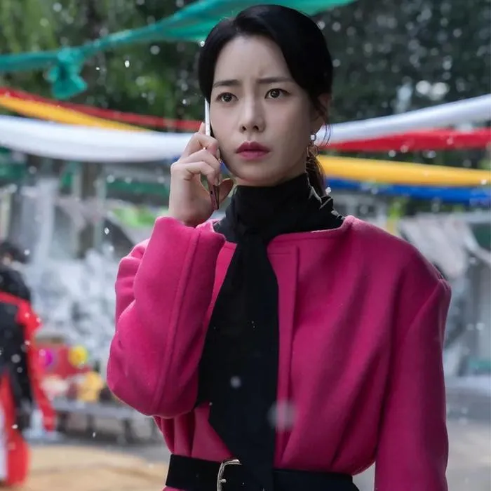 Lim Ji Yeon và Park Gyu Young gia nhập dàn “con gái Netflix”