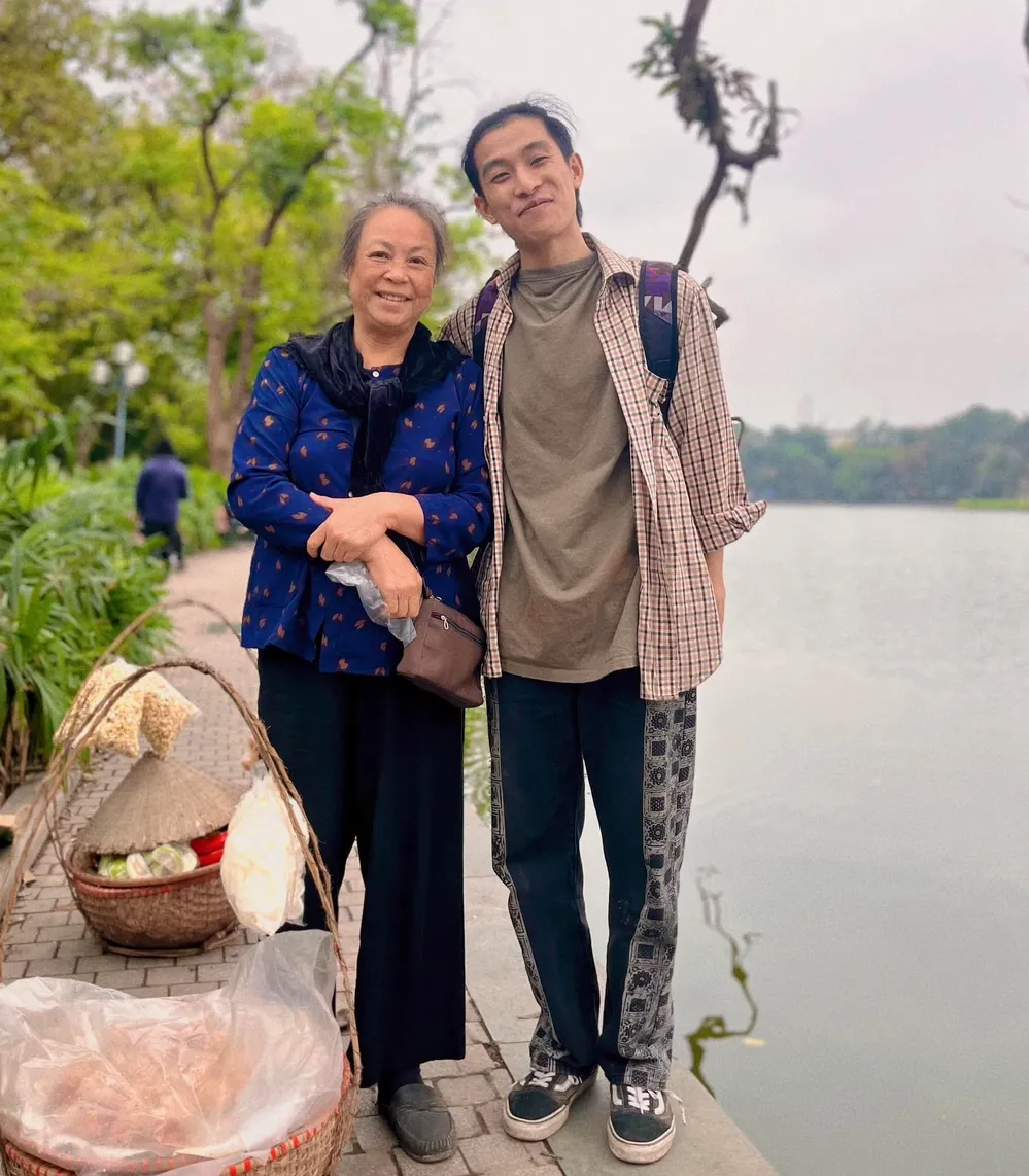 Phạm Tuấn Anh: Tô răng vàng, nhịn đói khi vào cảnh của nhân vật Bát