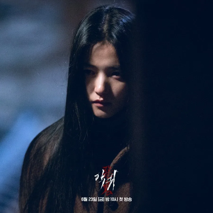 Revenant: Kim Tae Ri quá đỉnh mà nội dung phim cũng quá xuất sắc